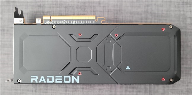 Металлическая задняя панель AMD Radeon RX 7800 XT