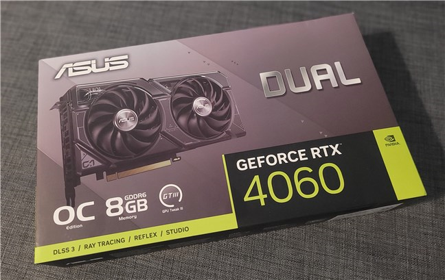 Коробка ASUS Dual GeForce RTX 4060 OC Edition