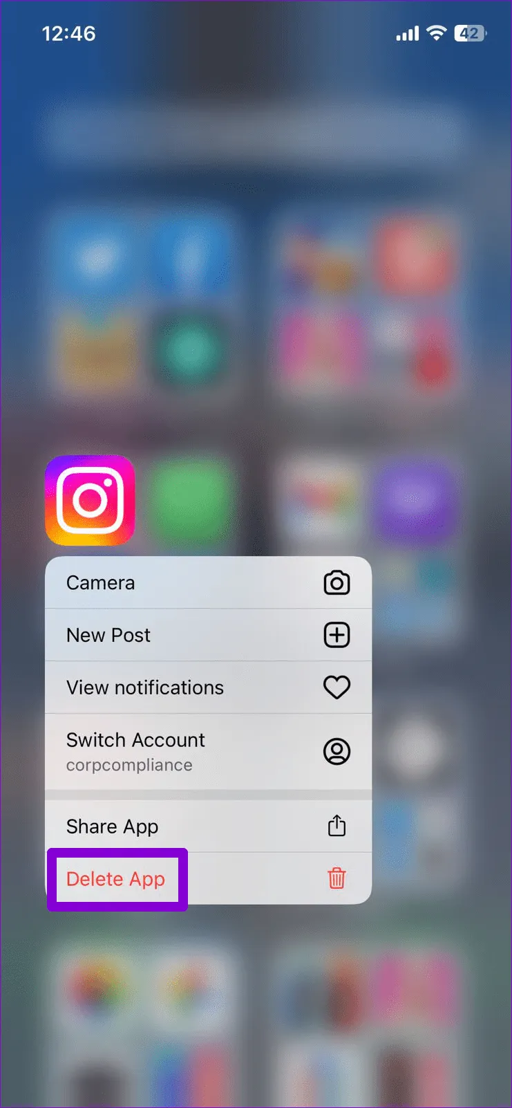 Удалить приложение Instagram с iPhone
