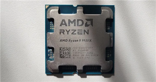 Процессор AMD Ryzen 9 9950X