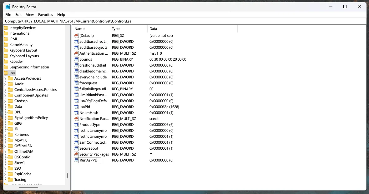 Запись реестра RunAsPPL для включения защиты LSA в Windows 11