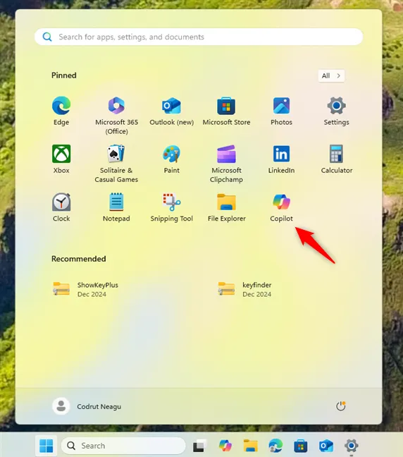Copilot закреплен в меню "Пуск" в Windows 11