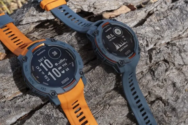 Вам нравится Garmin Instinct 3 Solar оранжевого цвета?