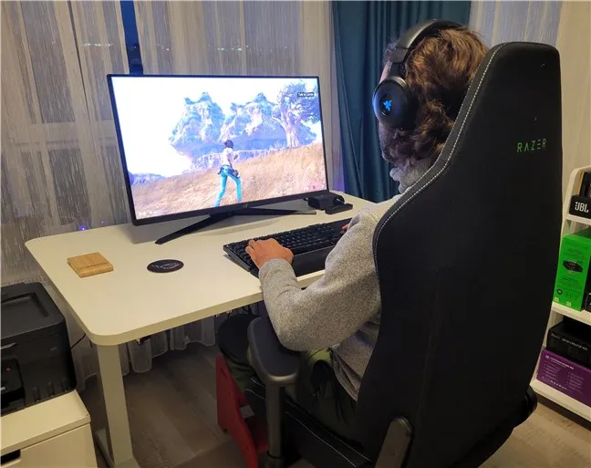Razer Iskur V2 X также отлично подходит для игр