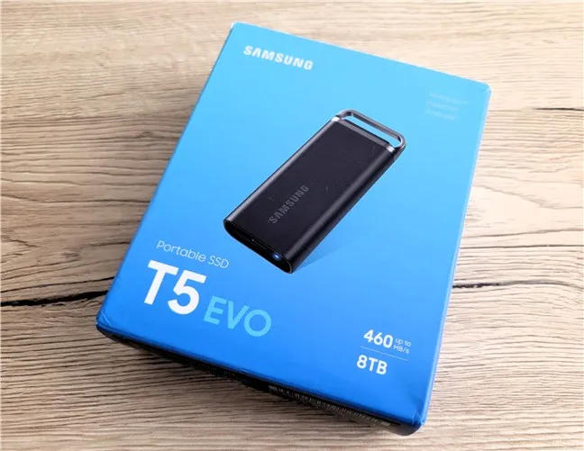 Как выглядит упаковка Samsung T5 Evo